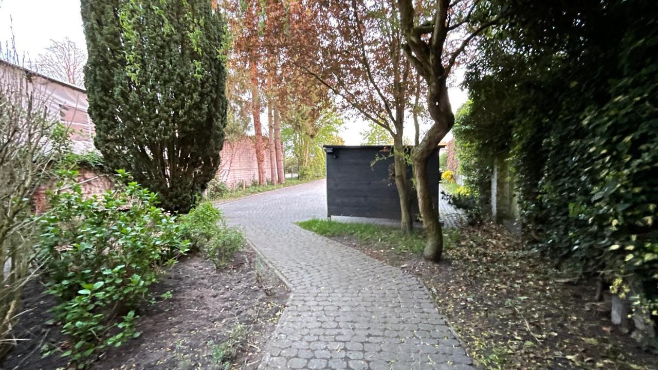 Schoenes City-Apartment Mit 2 Schlafzimmer, Parkplatz, Ruhig Und Hell, D46-Dg Oldenburg Luaran gambar