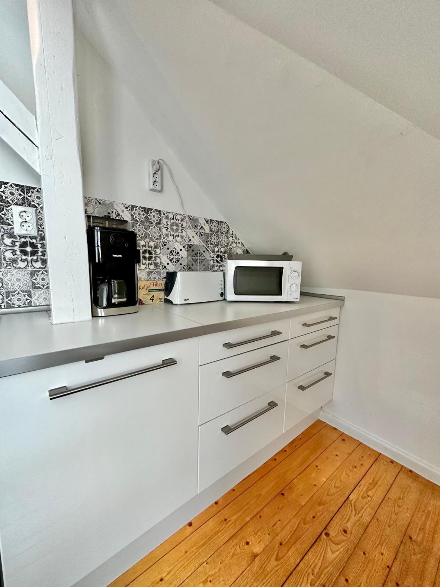 Schoenes City-Apartment Mit 2 Schlafzimmer, Parkplatz, Ruhig Und Hell, D46-Dg Oldenburg Luaran gambar