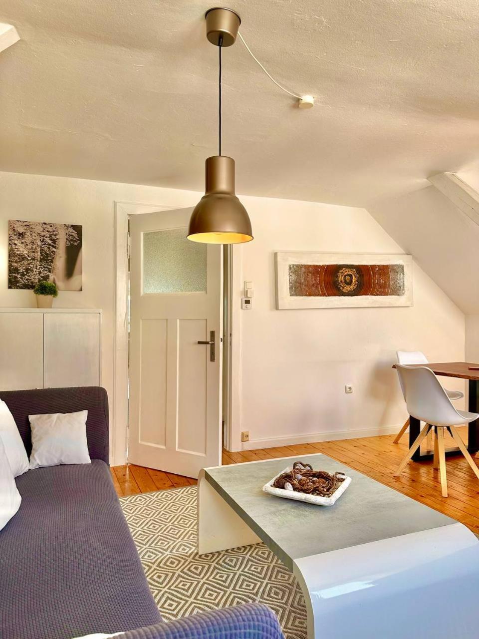 Schoenes City-Apartment Mit 2 Schlafzimmer, Parkplatz, Ruhig Und Hell, D46-Dg Oldenburg Luaran gambar