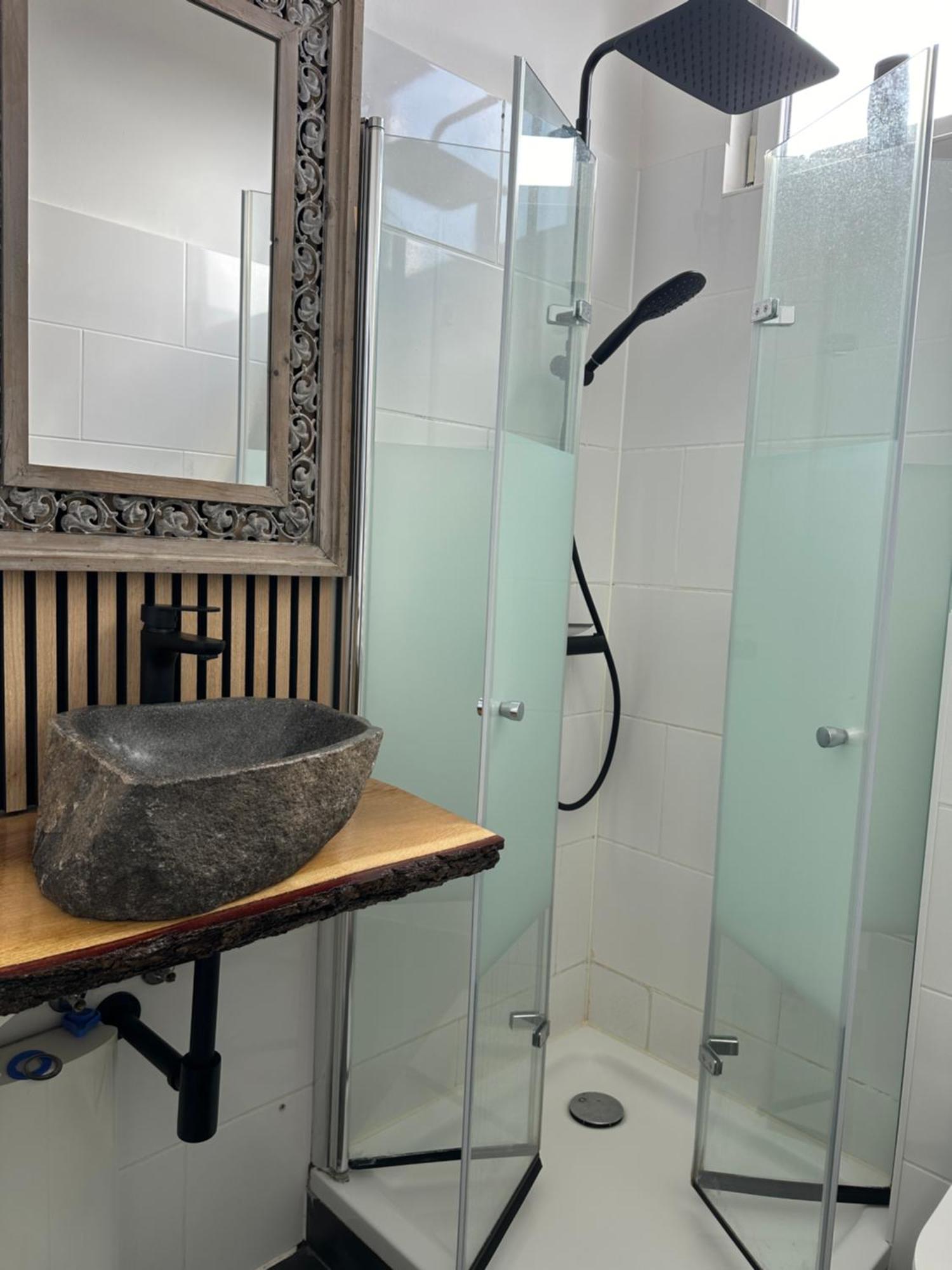 Schoenes City-Apartment Mit 2 Schlafzimmer, Parkplatz, Ruhig Und Hell, D46-Dg Oldenburg Luaran gambar