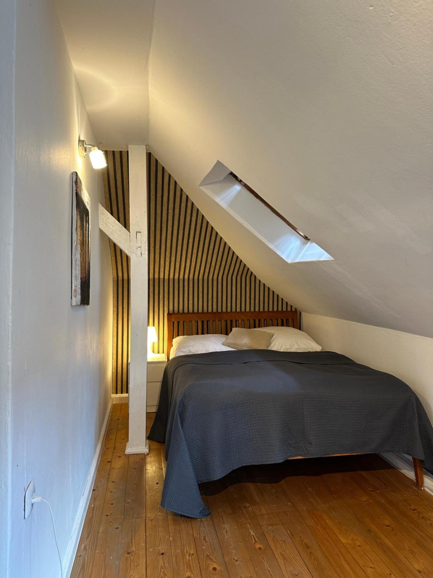 Schoenes City-Apartment Mit 2 Schlafzimmer, Parkplatz, Ruhig Und Hell, D46-Dg Oldenburg Luaran gambar